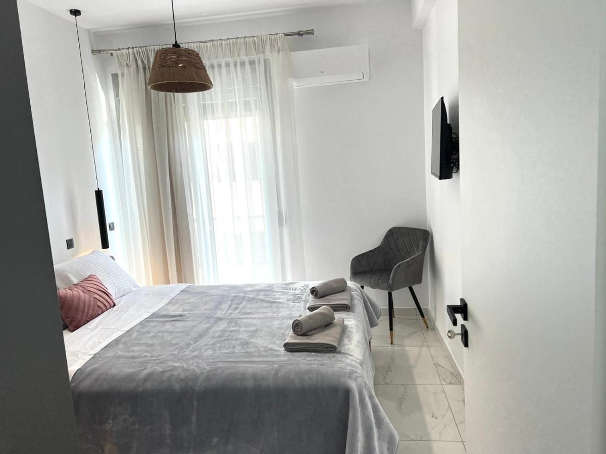 White Apartament